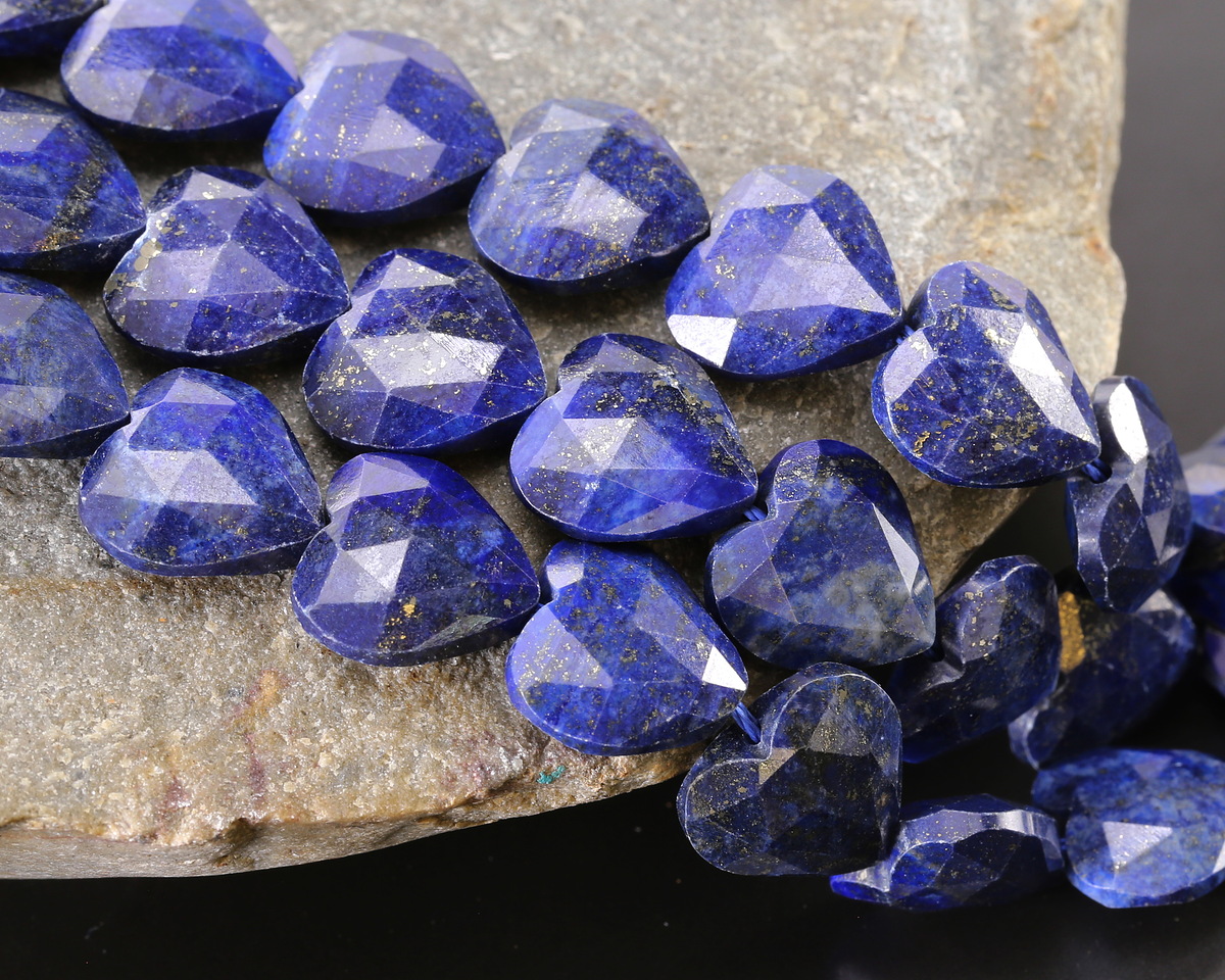 Lapis (dyed) Microfaceted Heart 13-14mm