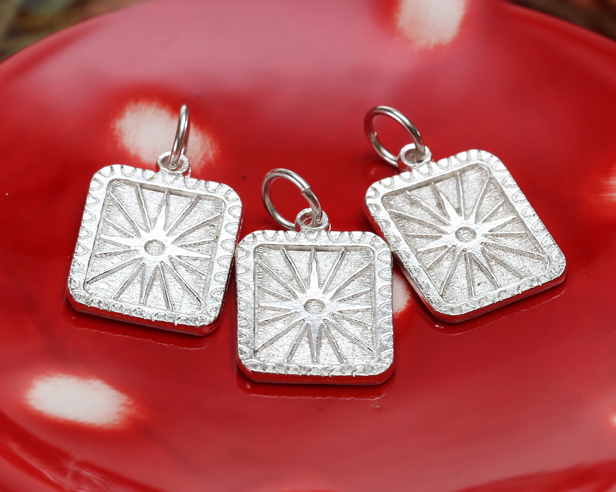 Vintaj Sterling Silver (plated) Deco Starburst Rectangle Focal 21.5x15mm