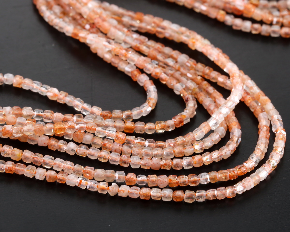 Sunstone Faceted Cube 2-2.2mm