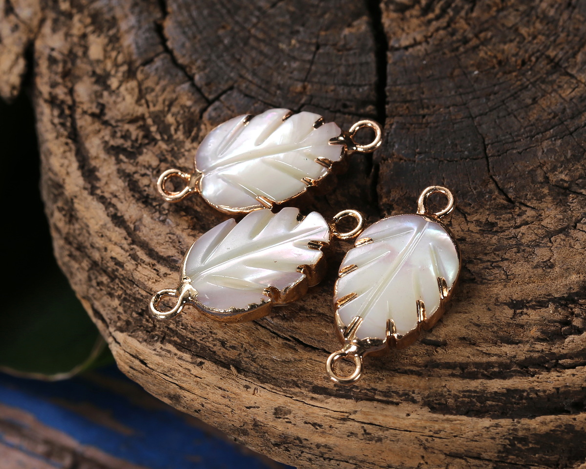 Mother of Pearl Carved Leaf Focal Link w/ Gold Finish 19x9mm