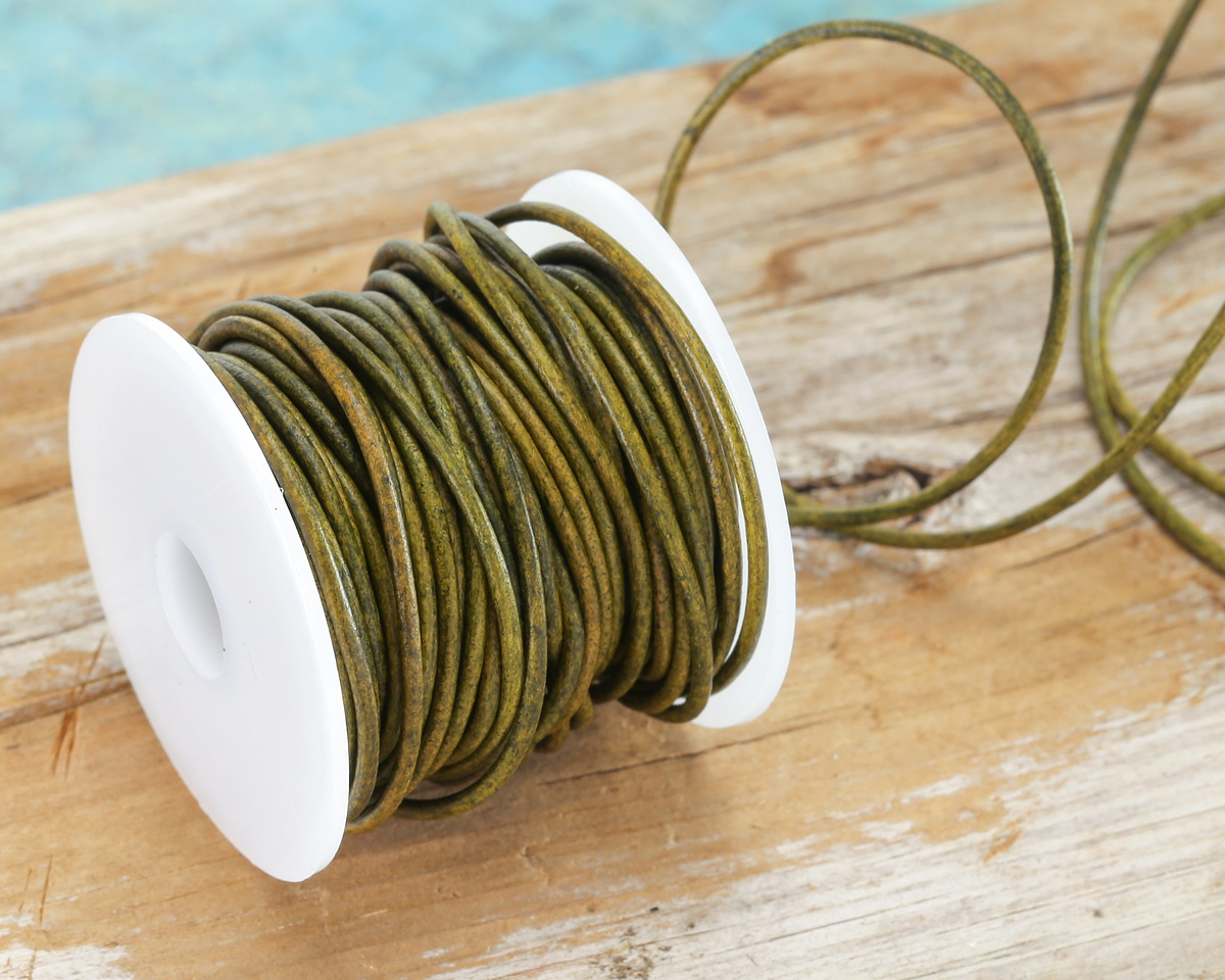 Natural Leaf Green Round Leather Cord 1.5mm, 32 feet