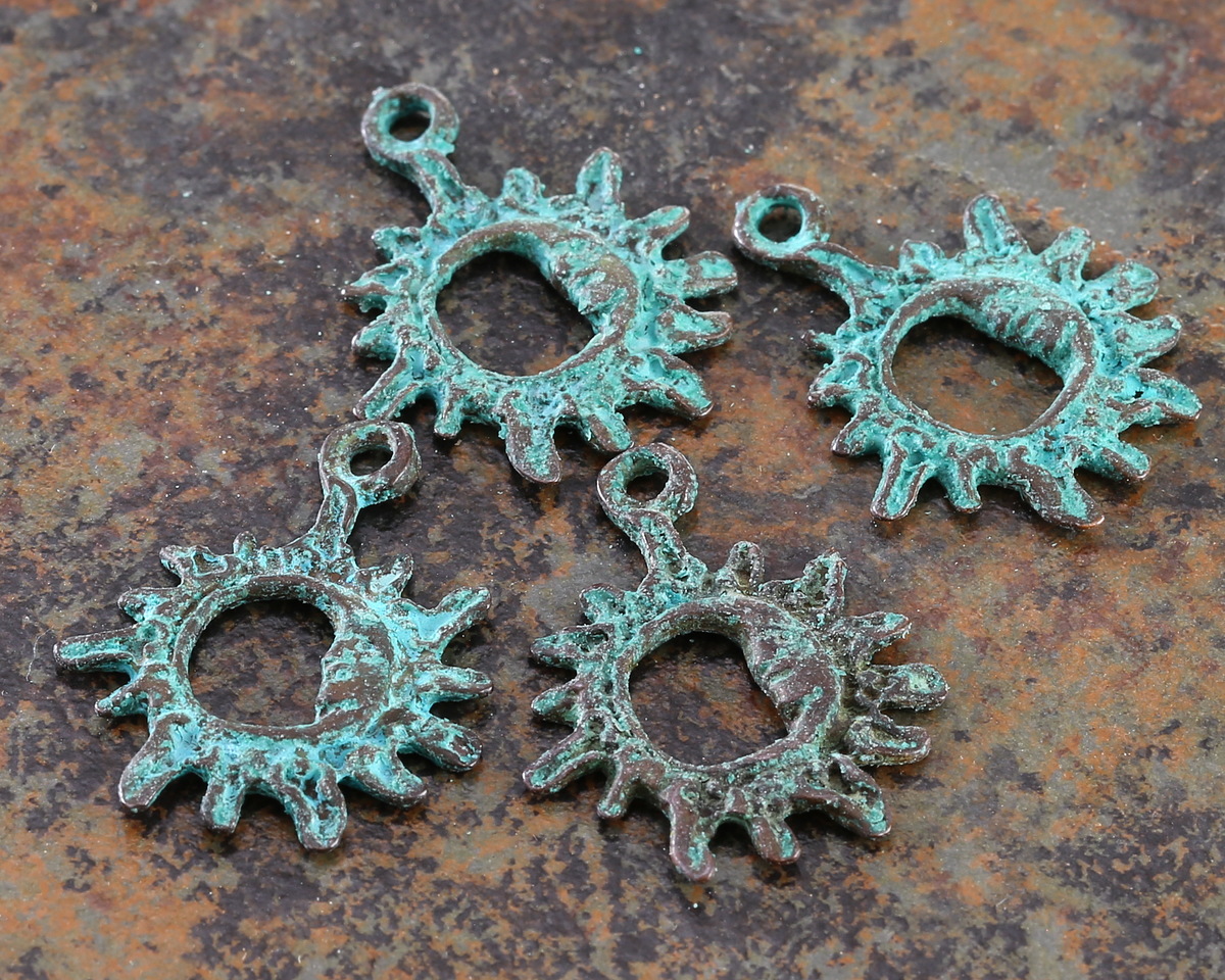 Mykonos Copper (plated) Patina Openwork Sun & Moon Focal 20x25mm