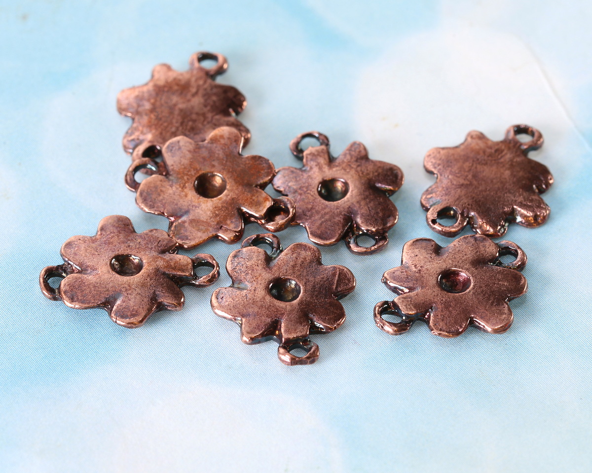 Mykonos Antique Copper (plated) Daisy Link 15x20mm