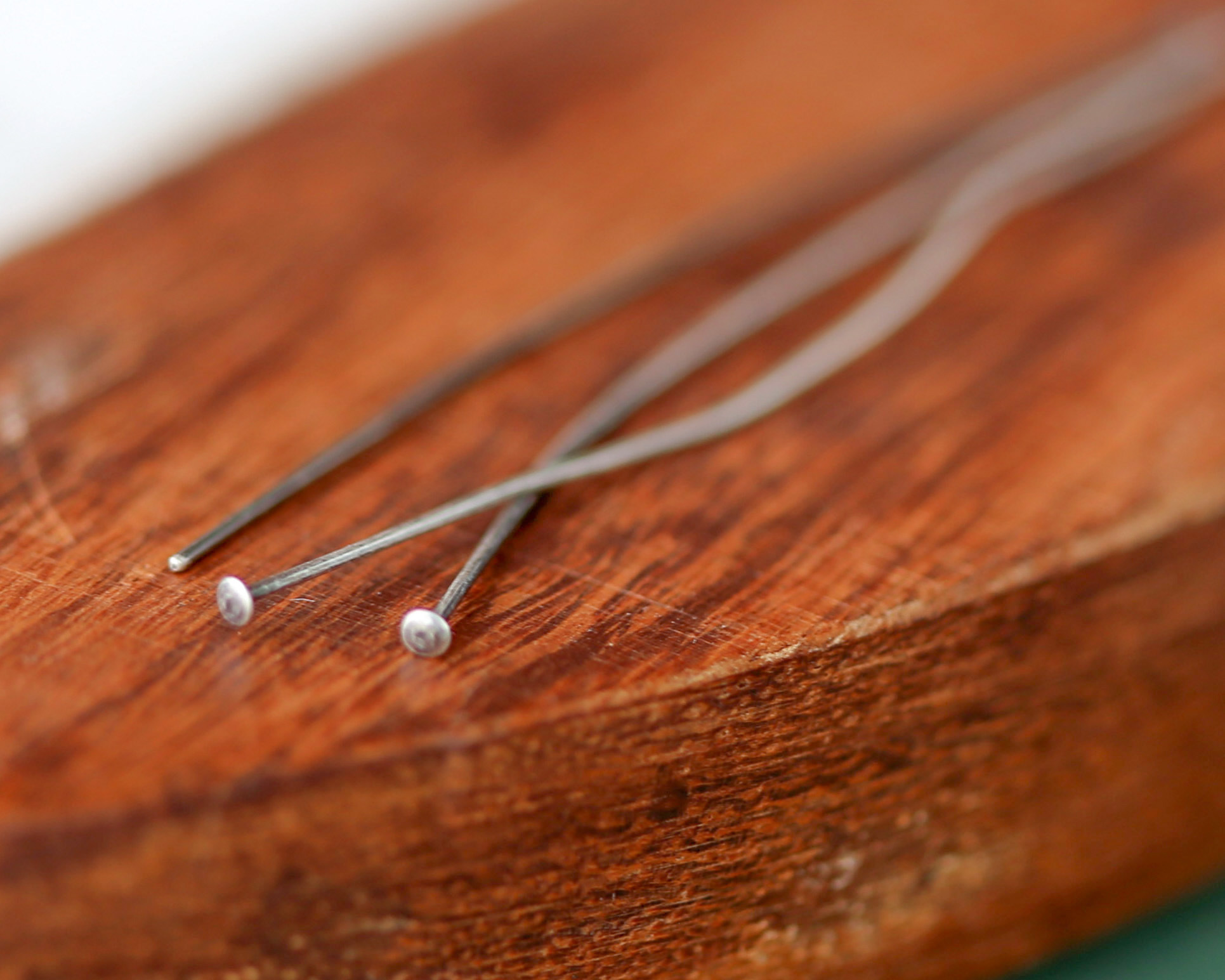 Picture of Antique Silver (plated) Headpin 3