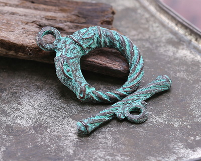 Mykonos Copper (plated) Patina Dragon Toggle Clasp 21x28mm, 32mm Bar