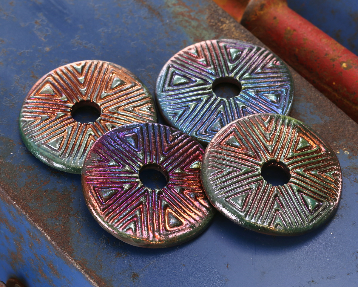Xaz Raku Flash Geometric Lines Donut 44-46mm