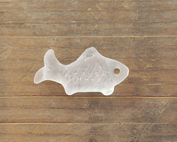 Crystal Beach-Style Glass Fish Pendant 12x24mm