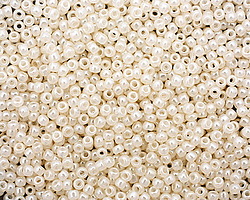 TOHO Ceylon Light Ivory Round 11/0 Seed Bead