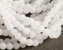 White Quartz (matte) Round 6mm
