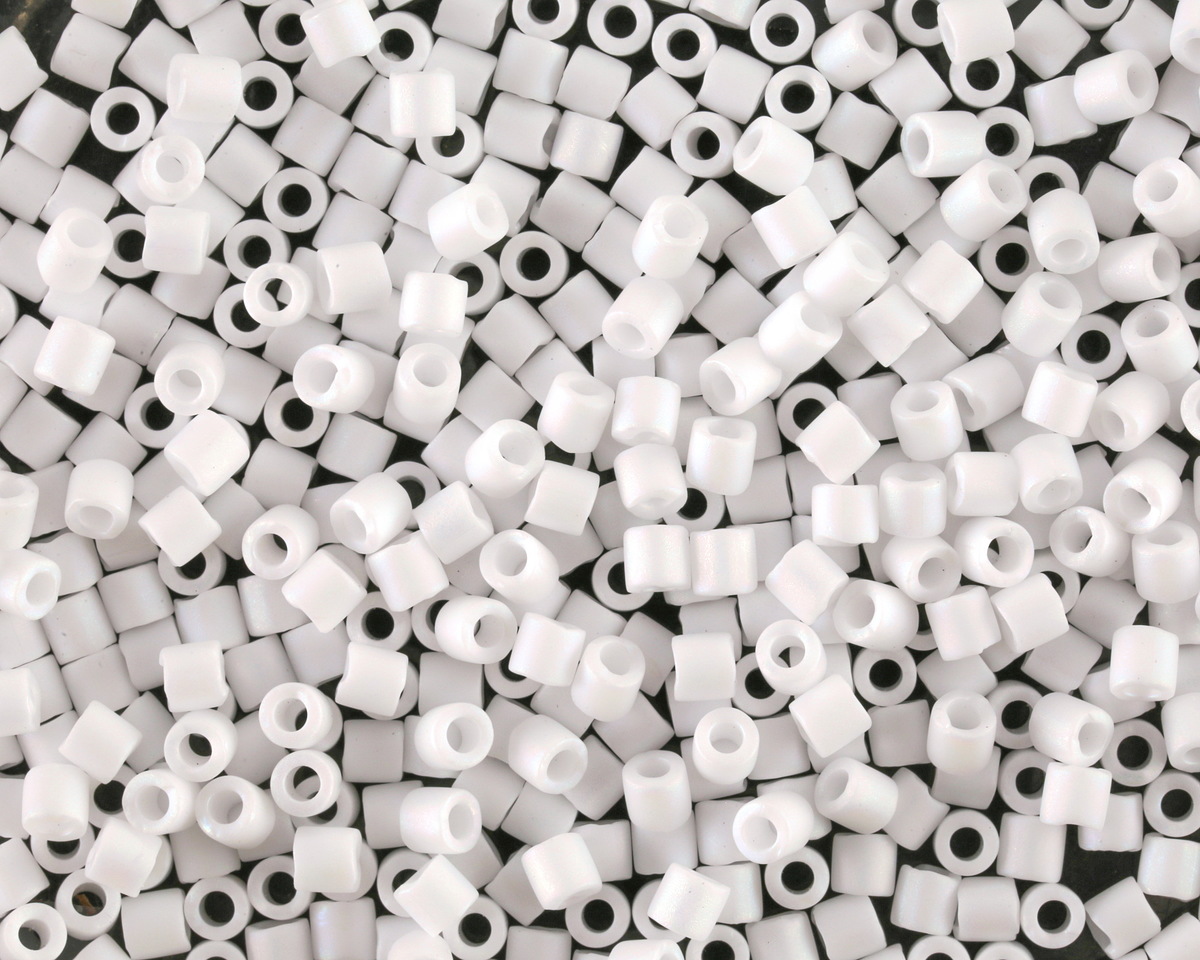 Miyuki Delica Matte White (DBL0351) 8/0 Seed Bead
