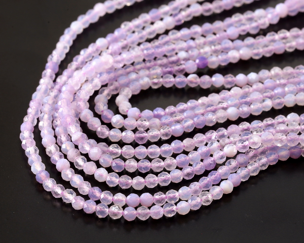 Lavender Moon Quartz (AA) Microfaceted Round 3mm