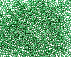 TOHO Opaque Shamrock Round 11/0 Seed Bead