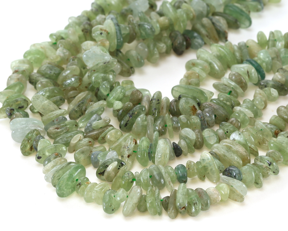 Green Kyanite Chips 2-5x5-12mm