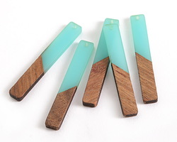 Walnut Wood & Sea Green Resin Stick Focal 8x52mm