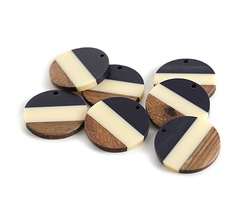 Walnut Wood & Vogue Resin Banded Coin Focal 28mm